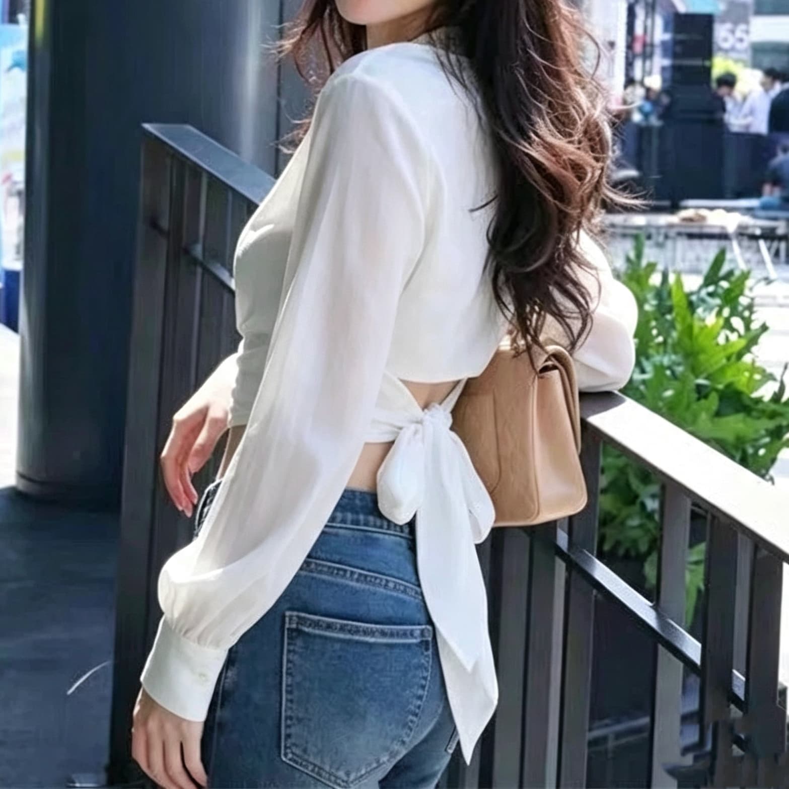 재고 있음 디자인 센스 작은 심장 기계 뒤로 스트랩 이슬 허리 셔츠 봄 가을 새로운 긴팔 핫걸 품격 몸매 가꾸기 맨위 상세 이미지 4