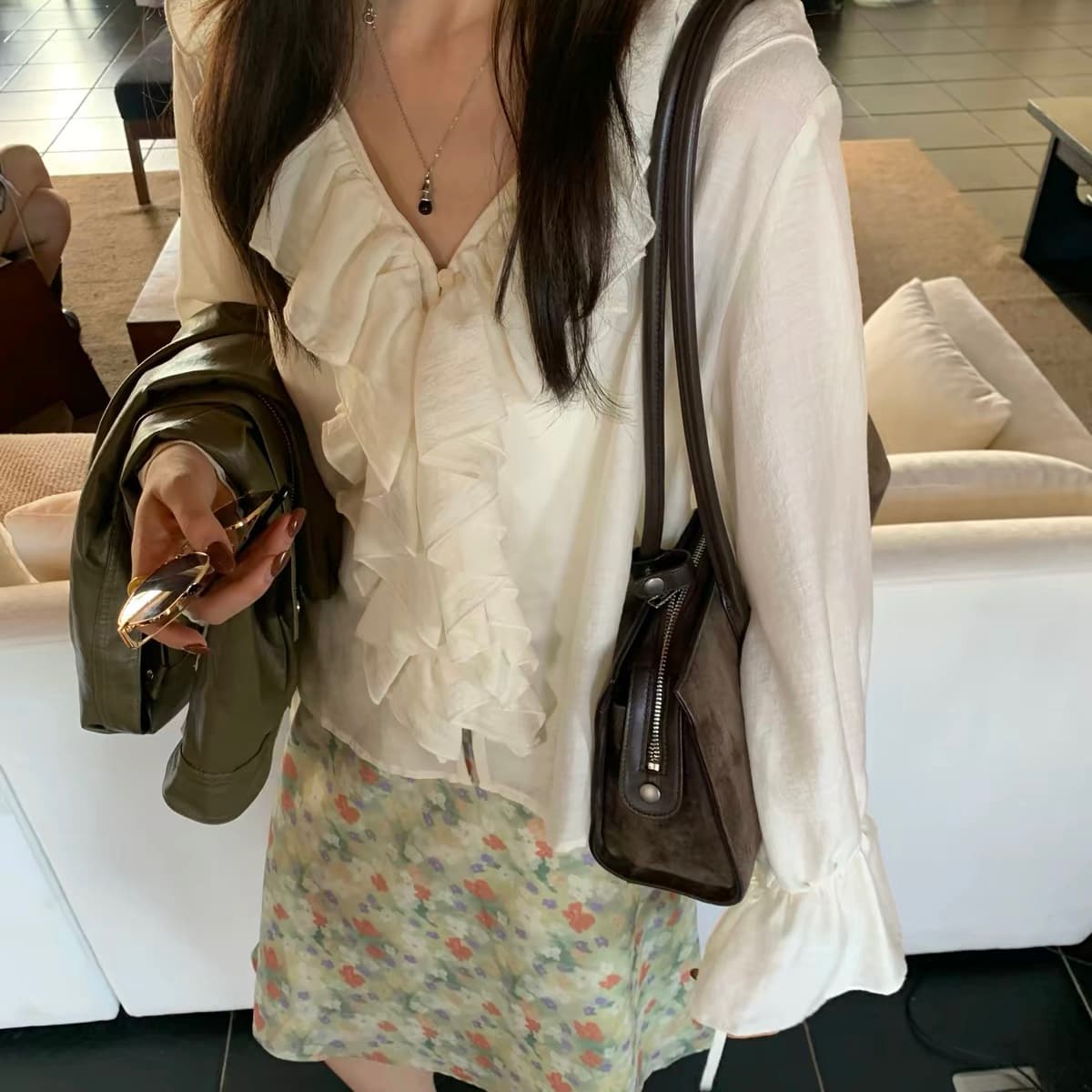 재고 있음 프랑스식 품격 자외선 차단 여성 셔츠 가을 새로운 디자인 센스 작은 대중 프릴 나팔 소매 맨위 쉬폰 블라우스 상세 이미지 6