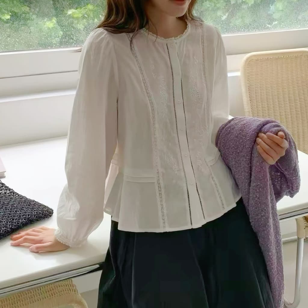 재고 있음 디자인 센스 자수 자카드 플리츠 라운드 넥 거품 소매 여성 셔츠 이른 가을 품격 다용도 셔츠 맨위 이미지 2