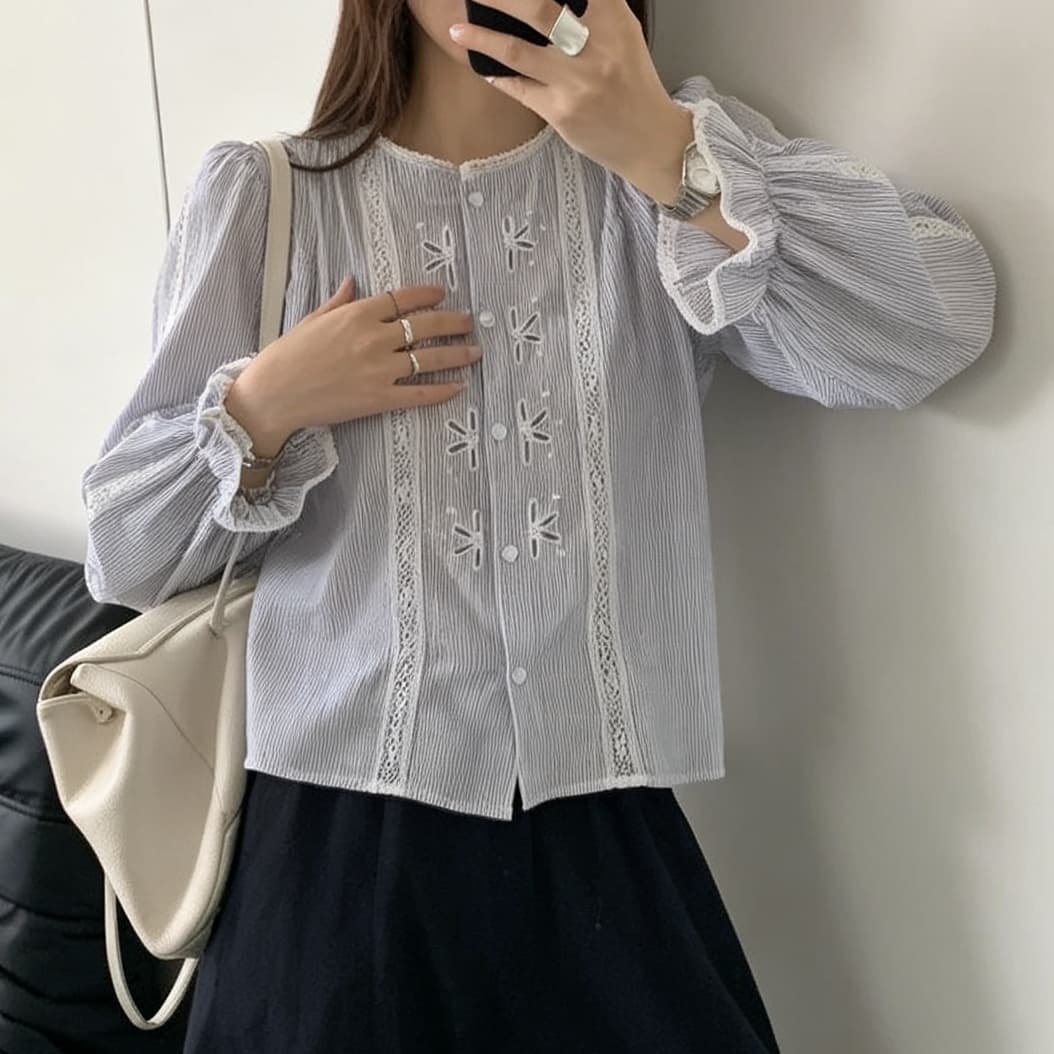 재고 있음 일본식 숲속 소녀 레트로 세로 줄무늬 레이스 조각 루즈핏 쇼트 스타일 자수 맨위 레이스 칼라 셔츠 긴팔 이미지 2
