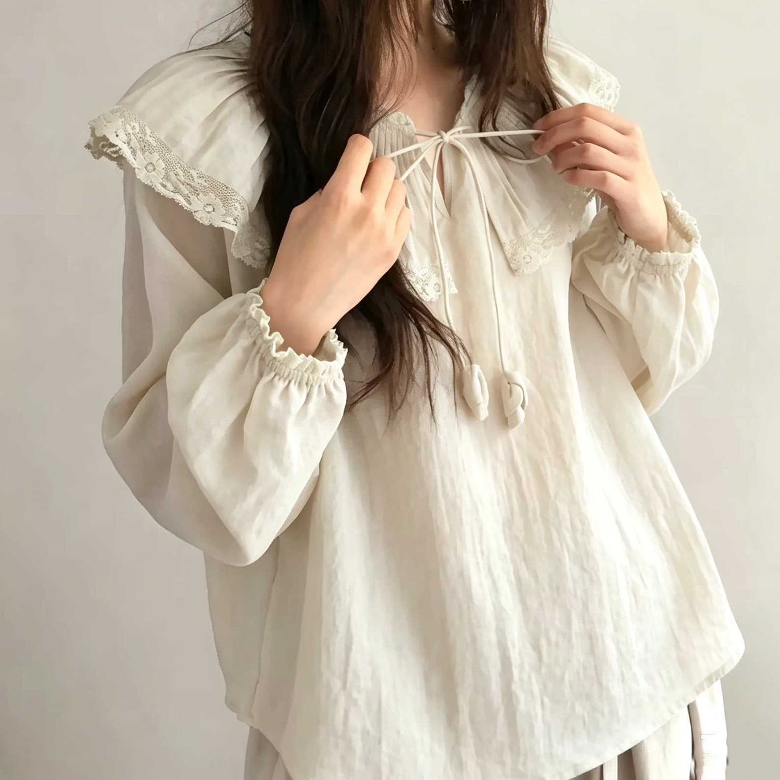 재고 있음 느긋한 바람 레이스 레이스 폴로 칼라 연꽃 잎 루즈핏 레이스업 긴팔 한국 스타일 맨위 가을 새로운 무거운 작업 작은 셔츠 이미지 4