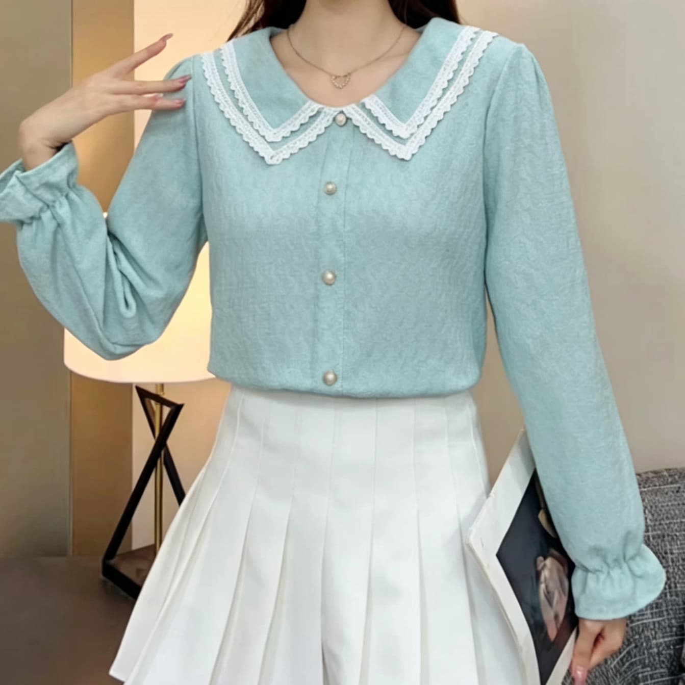 재고 있음 가을 프랑스식 부드러운 바람 배색 베이비 칼라 레이스 여성 셔츠 빅 사이즈 연령 감소 다용도 맨위 루즈핏 긴팔 상세 이미지 3