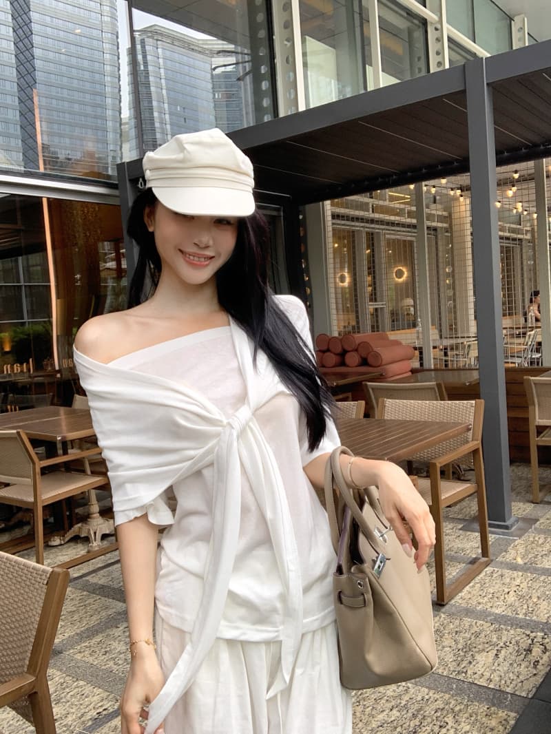 실사 정가 화이트 비스듬한 어깨 티셔츠 여성 느슨함 품격 얇은 스타일 숄 맨위 투피스 세트 상세 이미지 1