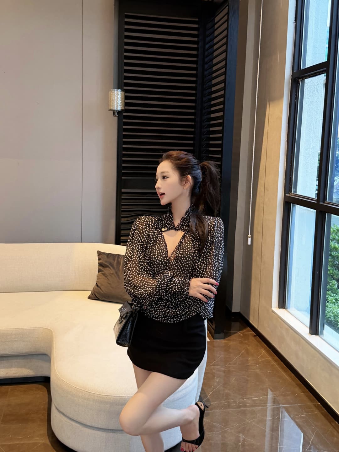 실사 정가 미친 일괄 처리 아름다움 쉬 루이지 chl0 e 바람 도트 무늬 쉬폰 긴팔 맨위 상세 이미지 7