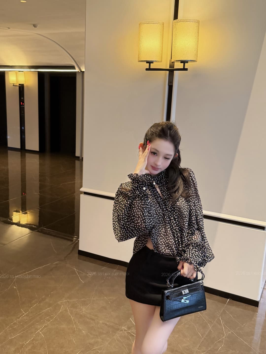 실사 정가 미친 일괄 처리 아름다움 쉬 루이지 chl0 e 바람 도트 무늬 쉬폰 긴팔 맨위 상세 이미지 10