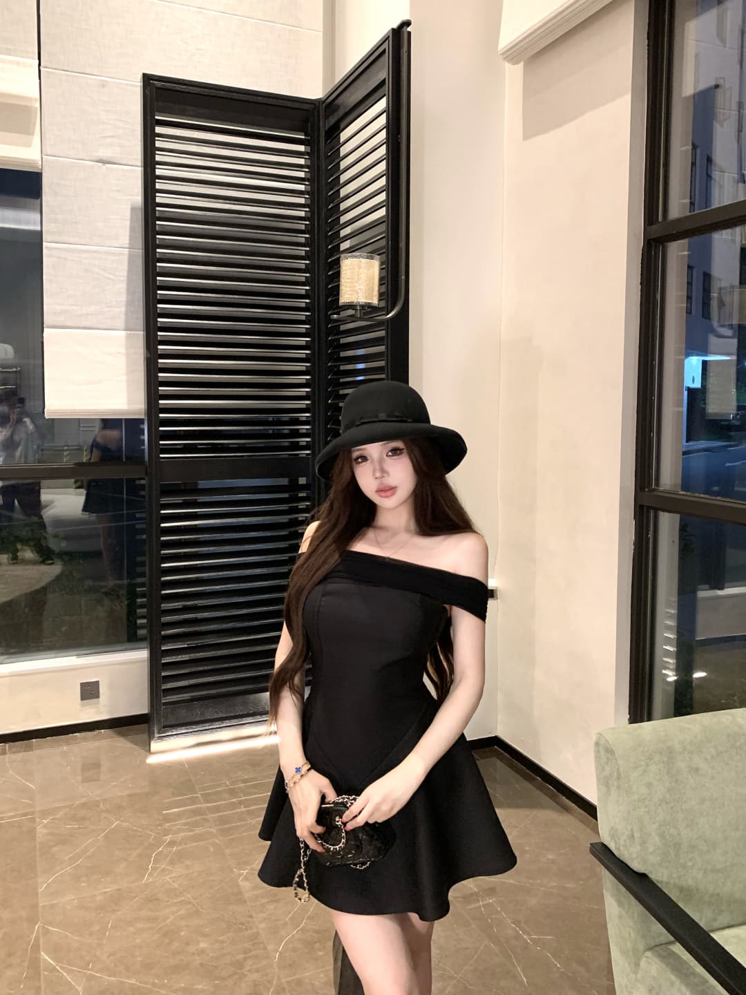 실사 정가 디자인 센스 나비 넥타이 기타 착용 법 오프숄더 튜브탑 백리스 드레스 이미지 4