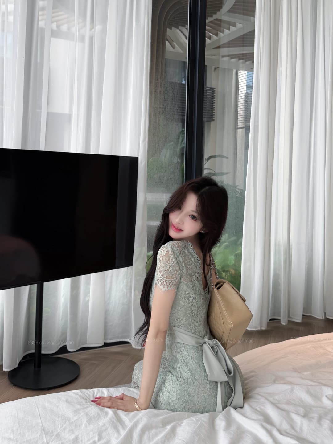 실사 정가 릴리 오브 더 밸리 비밀 언어 박하 남자 웨이브 녹색 레이스 홀로우 아웃 벨트 가슴 패드 여성 드레스 봄 여름 이미지 3