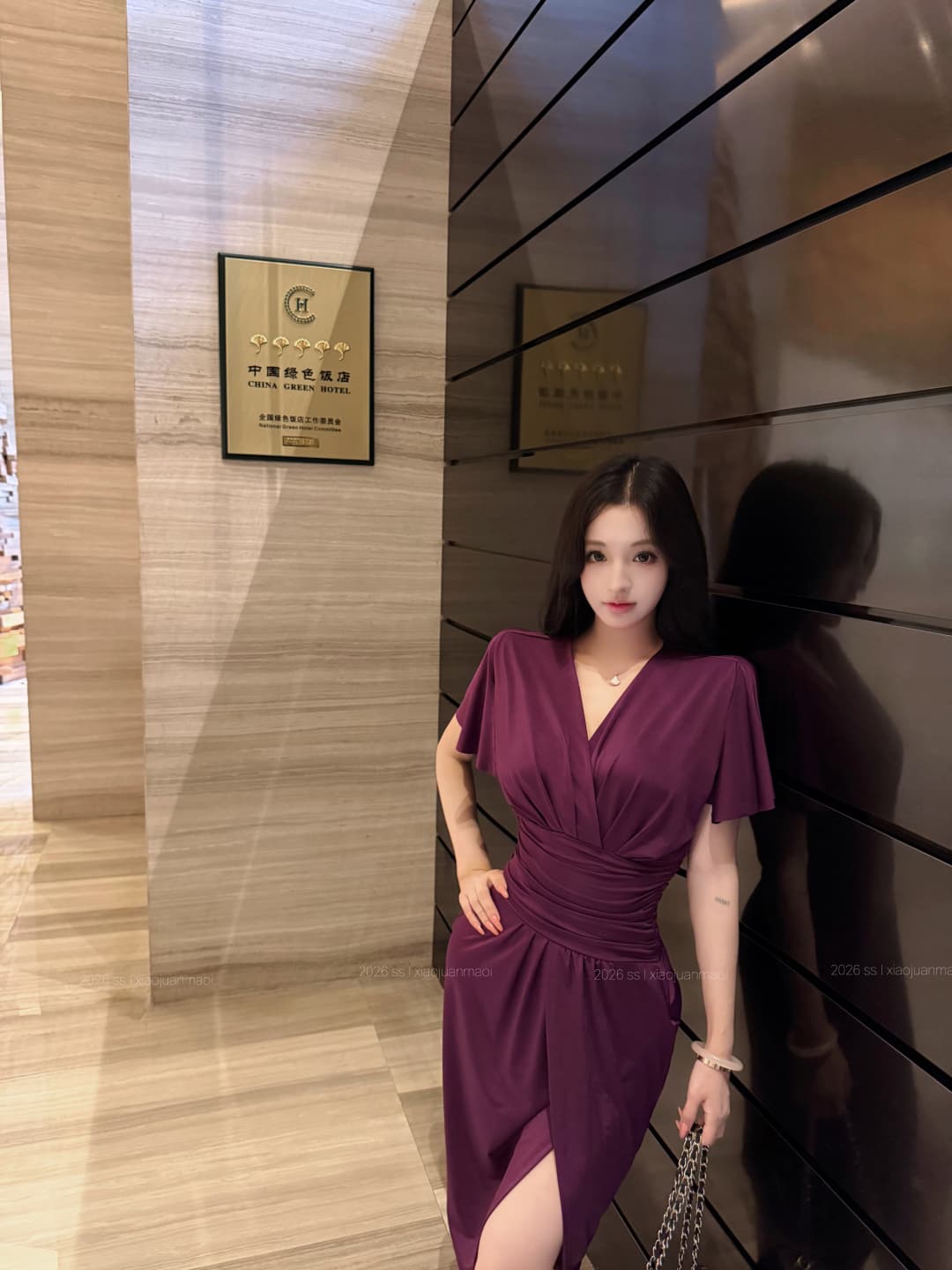 실사 정가 보라색 조정 부드러운 빛 깊은 v 주름 허리 수축 섹시함 여성 드레스 봄 여름 타이트 스커트 중간 스커트 상세 이미지 5