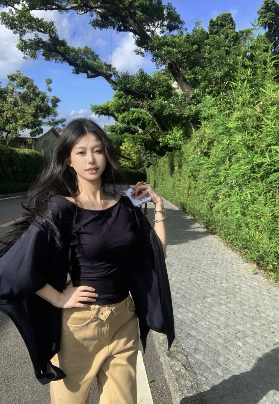 실사 정가 문단 그림자 소매 맨위 한 단어 대 네클라인 프로 피부 통기성 쇼트 스타일 나팔 소매 티셔츠 여성 상세 이미지 16