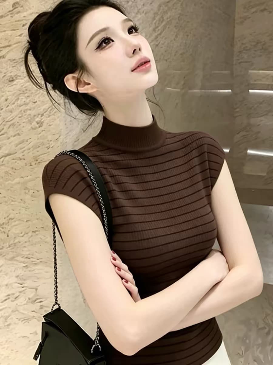 아름다운 레트로 스타일 커피 바닥 블랙 기사 반하이넥 반팔 니트 스웨터 여성 여름 새로운 슬림해 보이는 다용도 풀오버 맨위