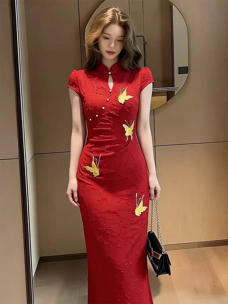 여름 새로운 중식 스탠드 칼라 반팔 나비 자수 허리 수축 빨간색 롱 코트 드레스 위엄있는 우아함 품격 여성 의류