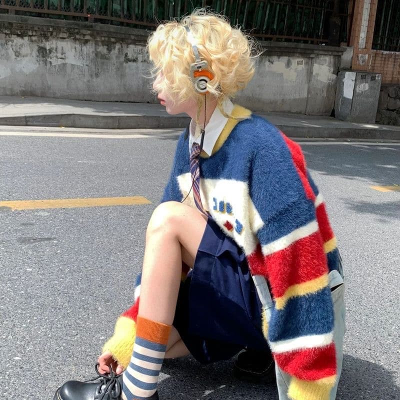 아메리칸 레트로 배색 스트라이프 스웨터 캠퍼스 니트 스웨터 가을 겨울 루즈핏 한 부서 디자인 센스 배색 만화 귀여운 이미지 2