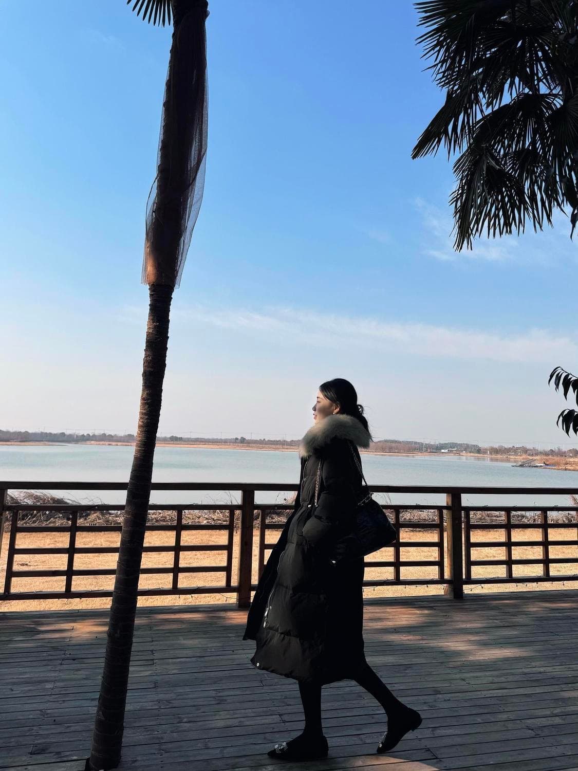 다용도 패션 두꺼운 보온 겨울 중간 길이 면 옷 면 의류 무릎 아래 재킷 모피 칼라 디자인 겨울 새로운 이미지 2