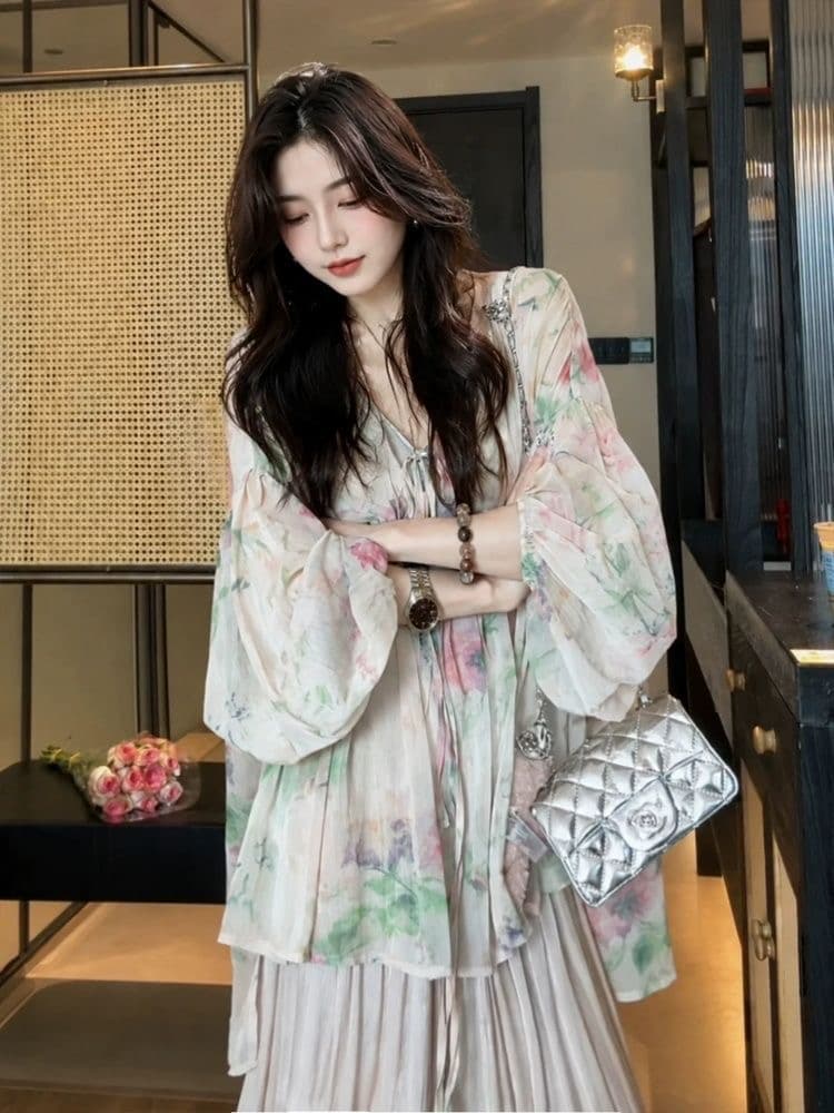고급 센스 프랑스식 작은 대중 V넥 꽃무늬 여성 셔츠 이른 가을 새로운 자이언트 잘 생긴 디자인 센스 연령 감소 다용도 맨위 이미지 3