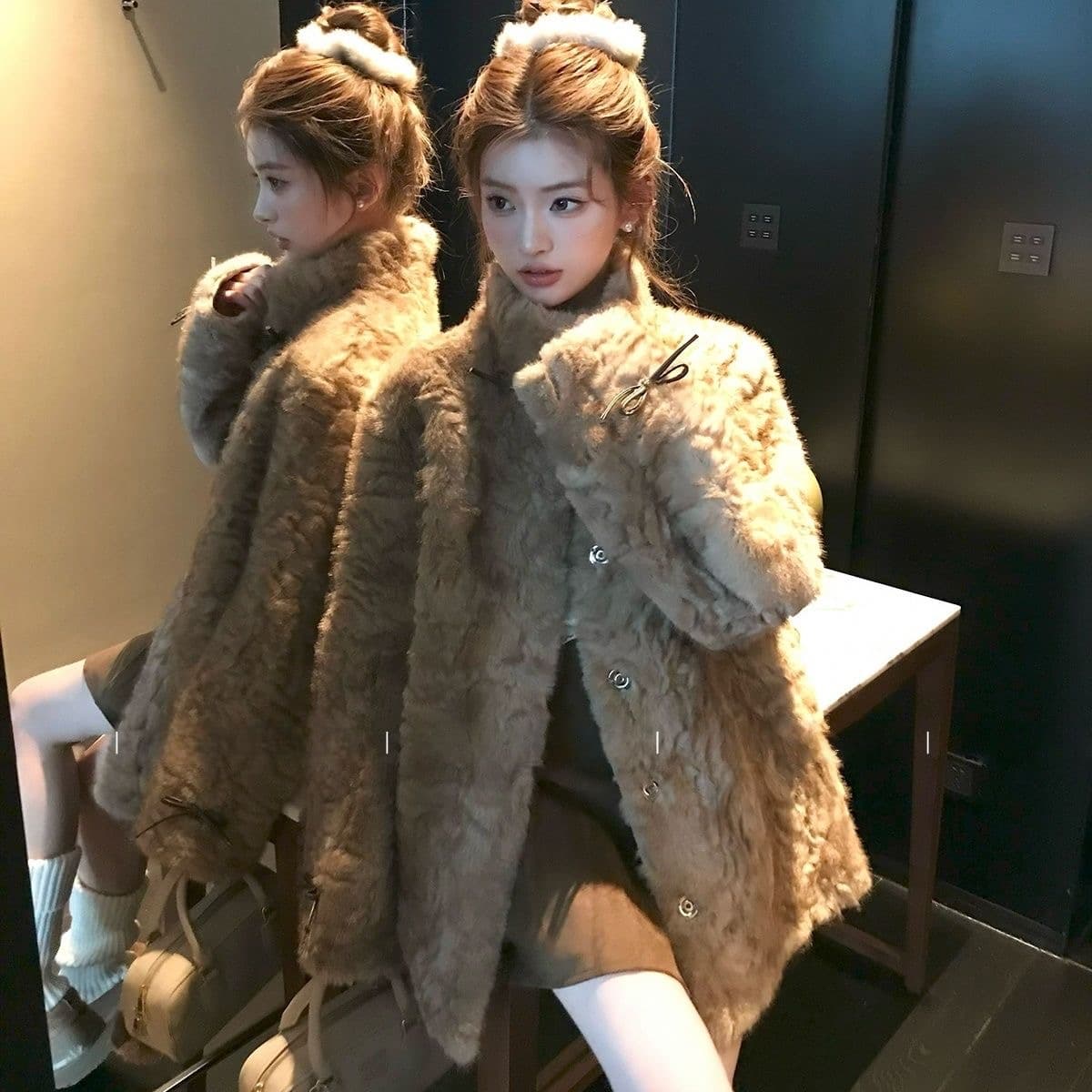 2029 새로운 인터넷 유명인 작은 곰 마음 스탠드 칼라 염색 포인터 피모 하나 여성 겨울 느긋한 캐주얼 환경 보호 모피 재킷 상세 이미지 6