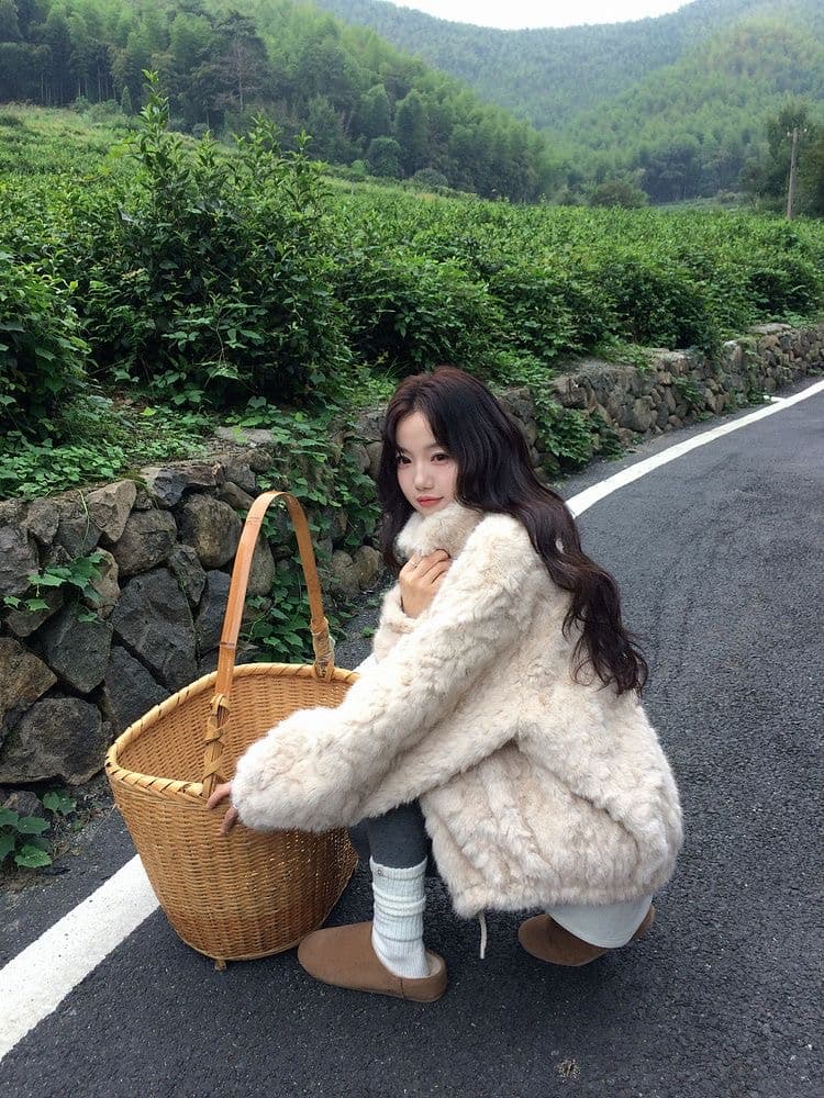 빛 럭셔리 센스 환경 보호 털 모조 모피 보온 플리스 여성 코트 루즈핏 보온 지퍼 재킷 이미지 3