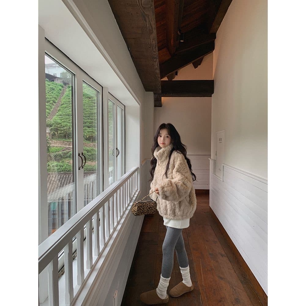 빛 럭셔리 센스 환경 보호 털 모조 모피 보온 플리스 여성 코트 루즈핏 보온 지퍼 재킷 상세 이미지 6