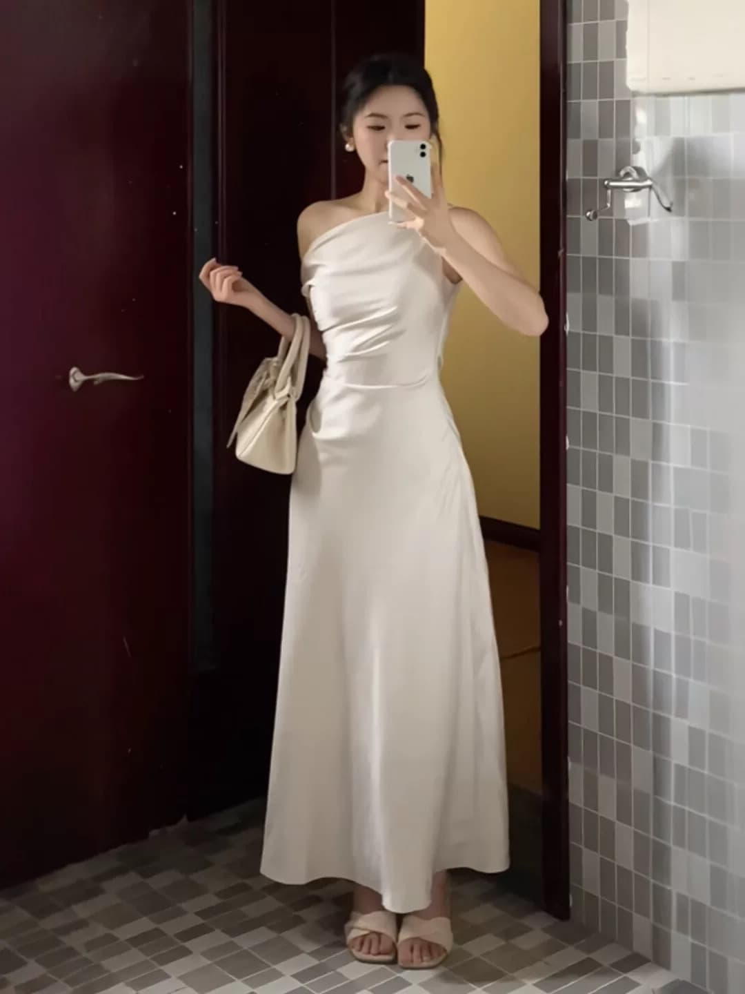 보트넥 비스듬한 오프숄더 품격 주름 허리 수축 핑크색 새틴 인어 꼬리 스커트 휴가 드레스 예복 치마 프랑스식