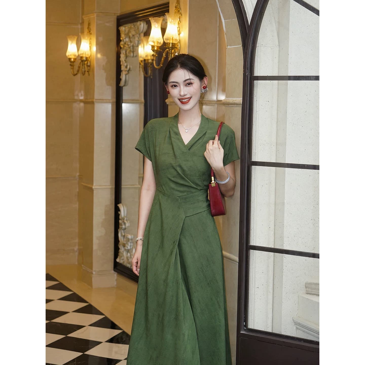링 茜 거만한 와우 보라색 라임 프랑스식 보라색 행침 목 여성 드레스 봄 여름 레트로 민소매 레이스업 허리 수축 롱 스커트 상세 이미지 8