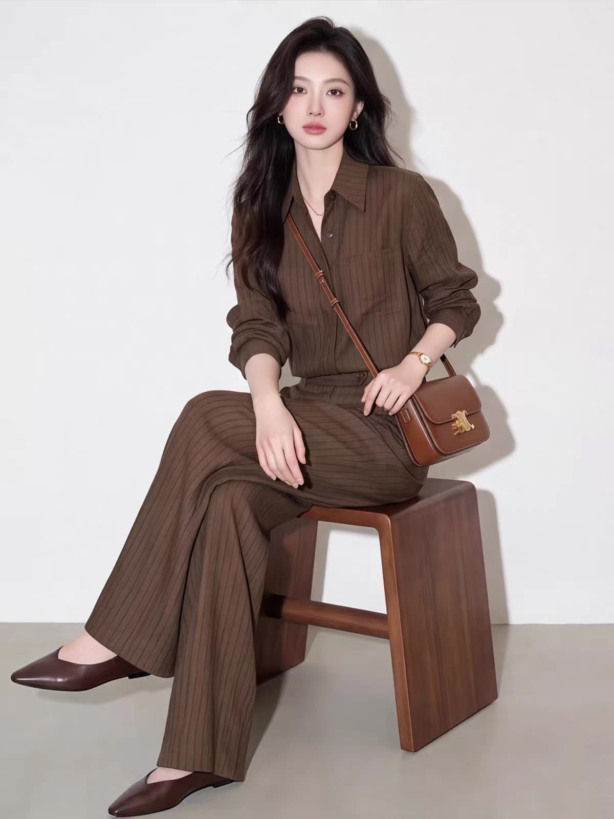 2026 년 조기 가을 빛 사람들 코치 빛 요리 한 바람 스트라이프 셔츠 투피스 세트 바지 여성 허리 수축 슬림해 보이는 패션 상세 이미지 3