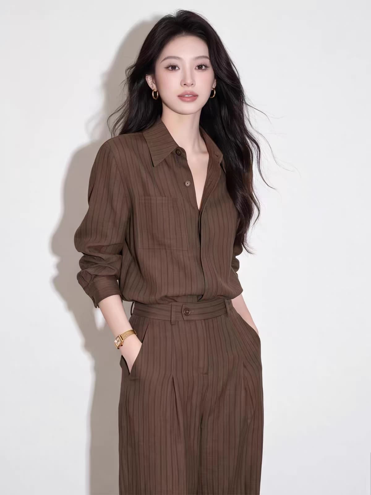 2026 년 조기 가을 빛 사람들 코치 빛 요리 한 바람 스트라이프 셔츠 투피스 세트 바지 여성 허리 수축 슬림해 보이는 패션 상세 이미지 4