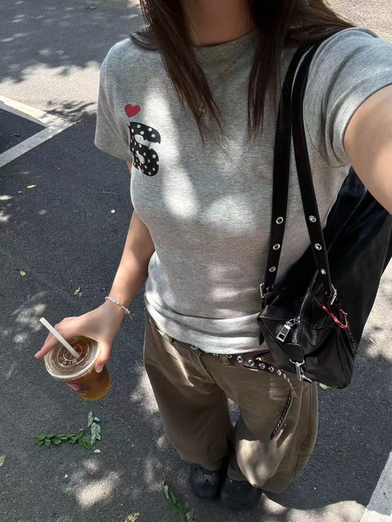 새로운 생방송 품질 이후 패키지 칼라 높은 탄력성 몸매 가꾸기 티셔츠 알파벳 a 프린트 상세 이미지 4