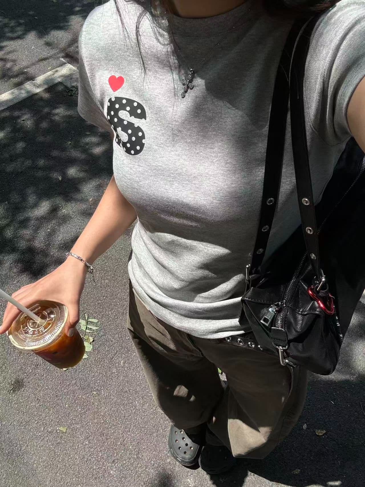 새로운 생방송 품질 이후 패키지 칼라 높은 탄력성 몸매 가꾸기 티셔츠 알파벳 a 프린트 상세 이미지 6