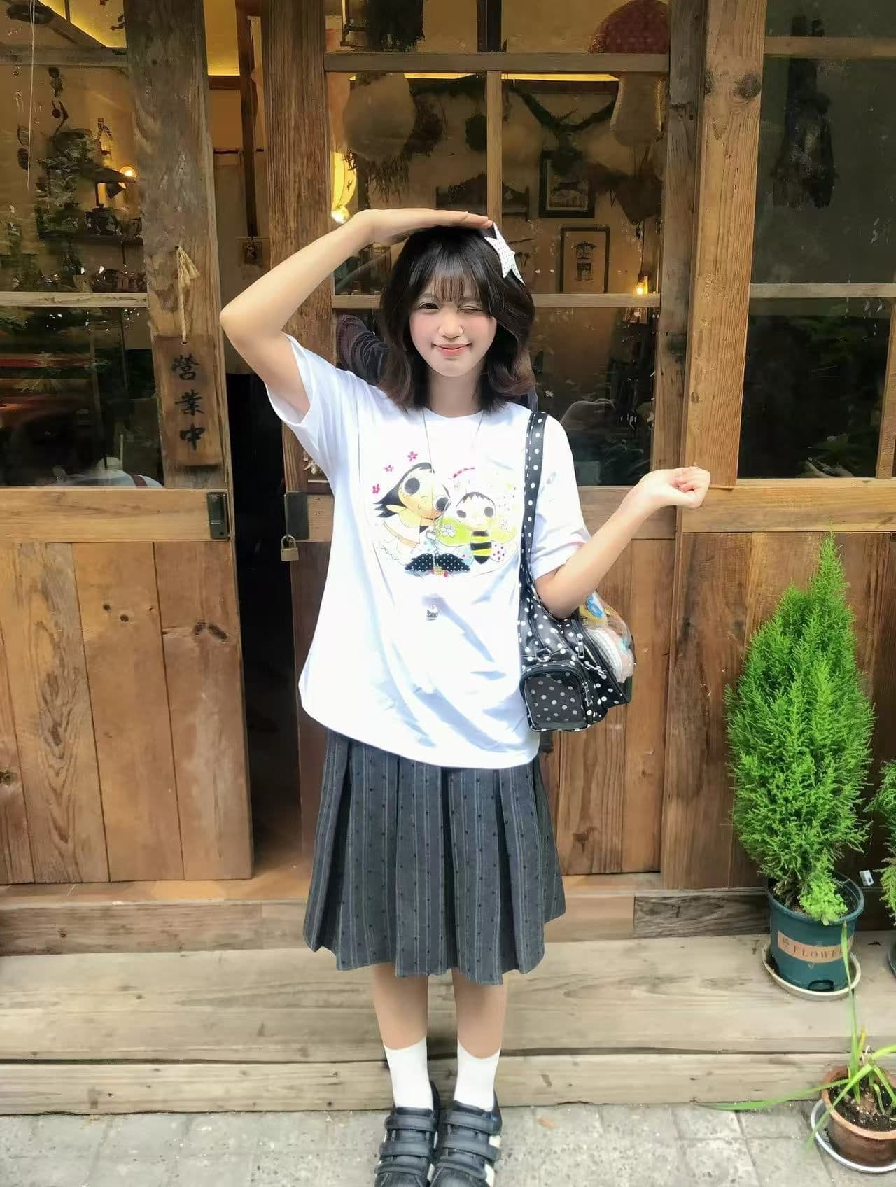 새로운 생방송 품질 이후 패키지 칼라 반팔 티셔츠 만화 소녀 프린트 상세 이미지 8