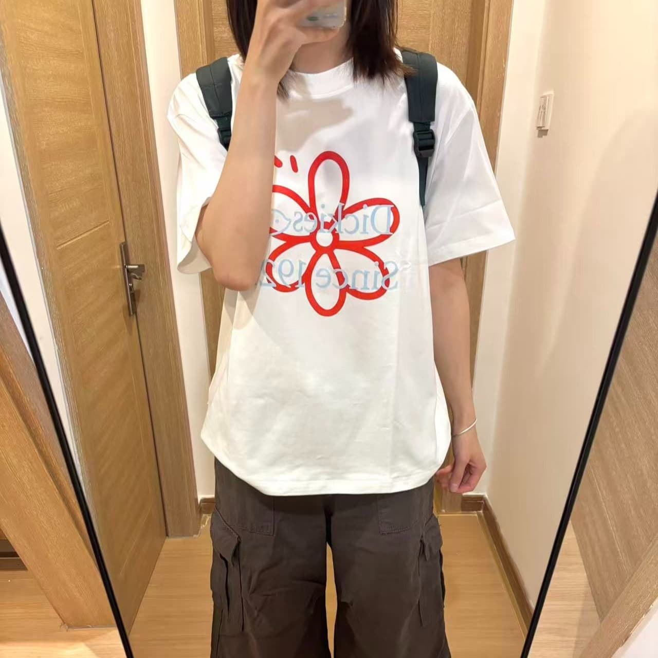 새로운 출처 생방송 품질 이후 패키지 칼라 티셔츠 알파벳 꽃 프린트 이미지 5