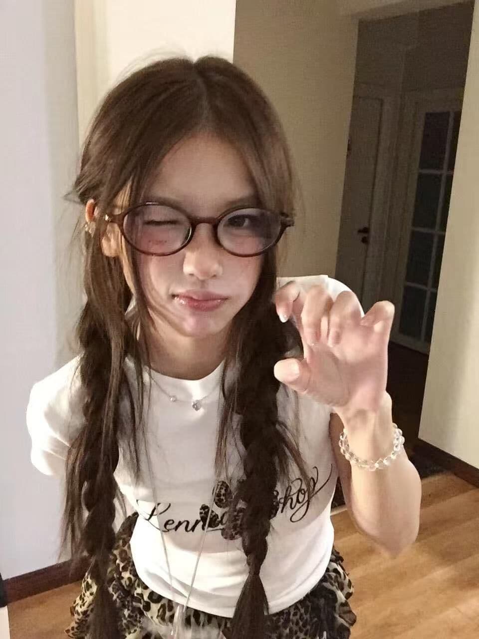 새로운 생방송 품질 이후 패키지 칼라 높은 탄력성 몸매 가꾸기 티셔츠 개 클로 프린트
