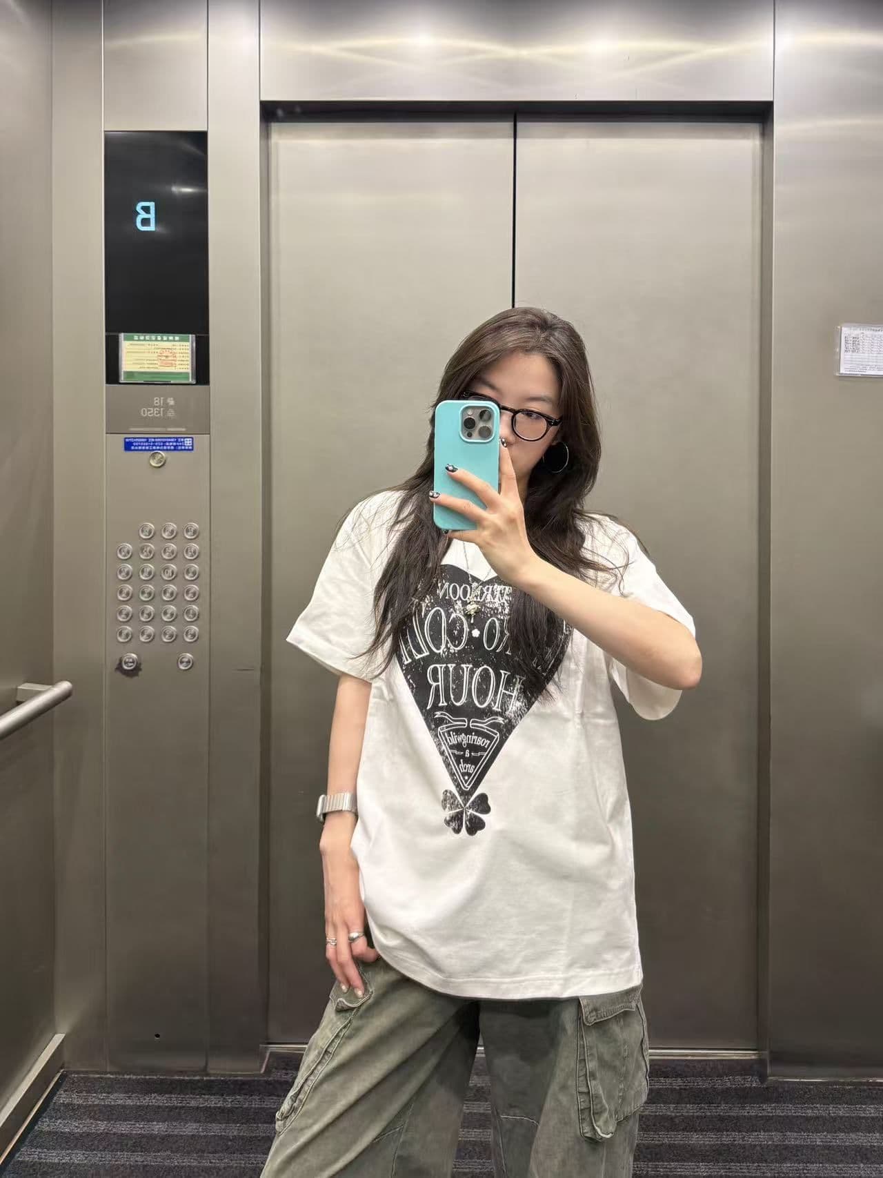 새로운 출처 생방송 품질 이후 패키지 칼라 티셔츠 하트 알파벳 프린트 상세 이미지 5