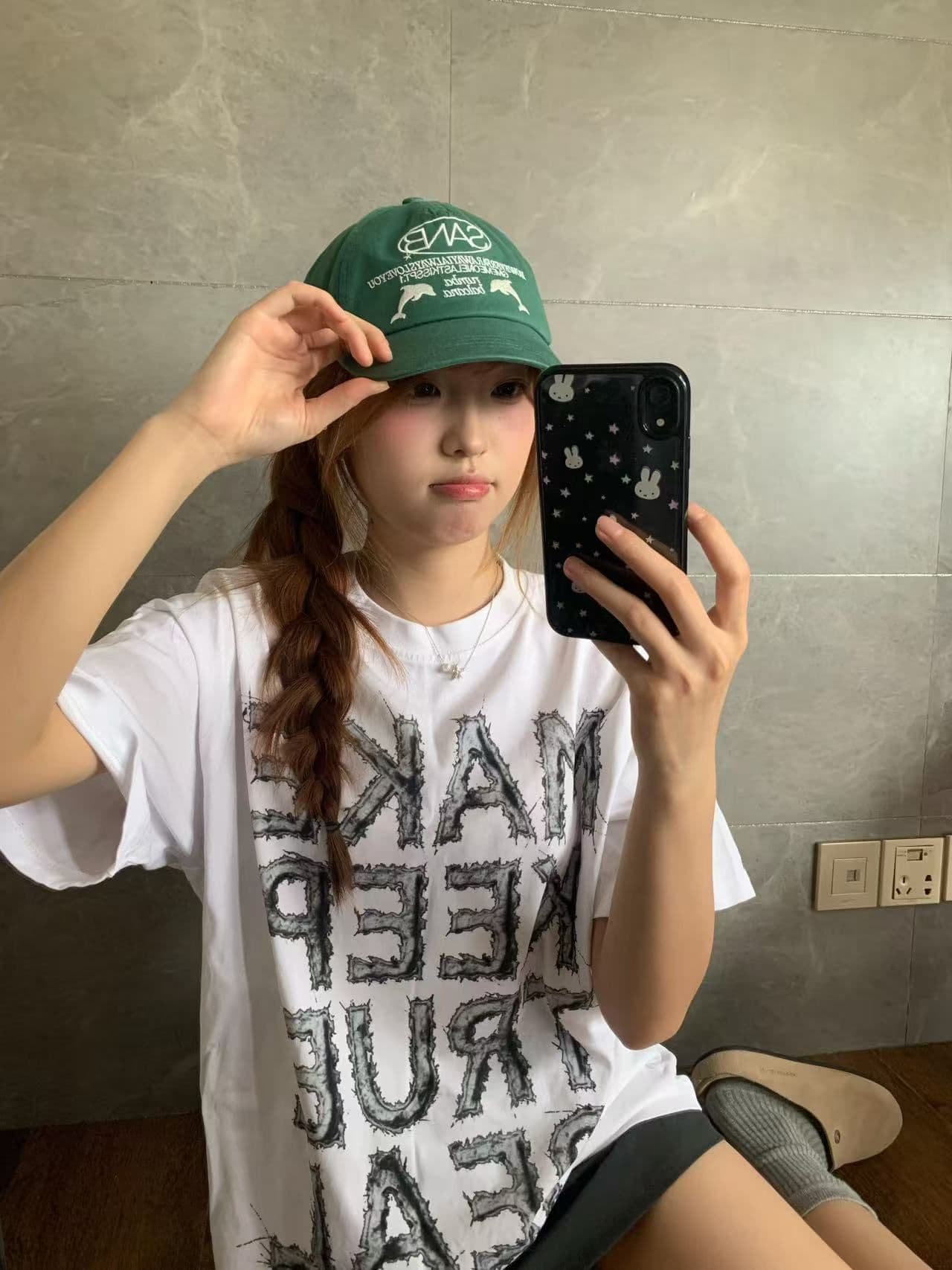 새로운 출처 생방송 품질 이후 패키지 칼라 티셔츠 뒤로 프린트 맨위