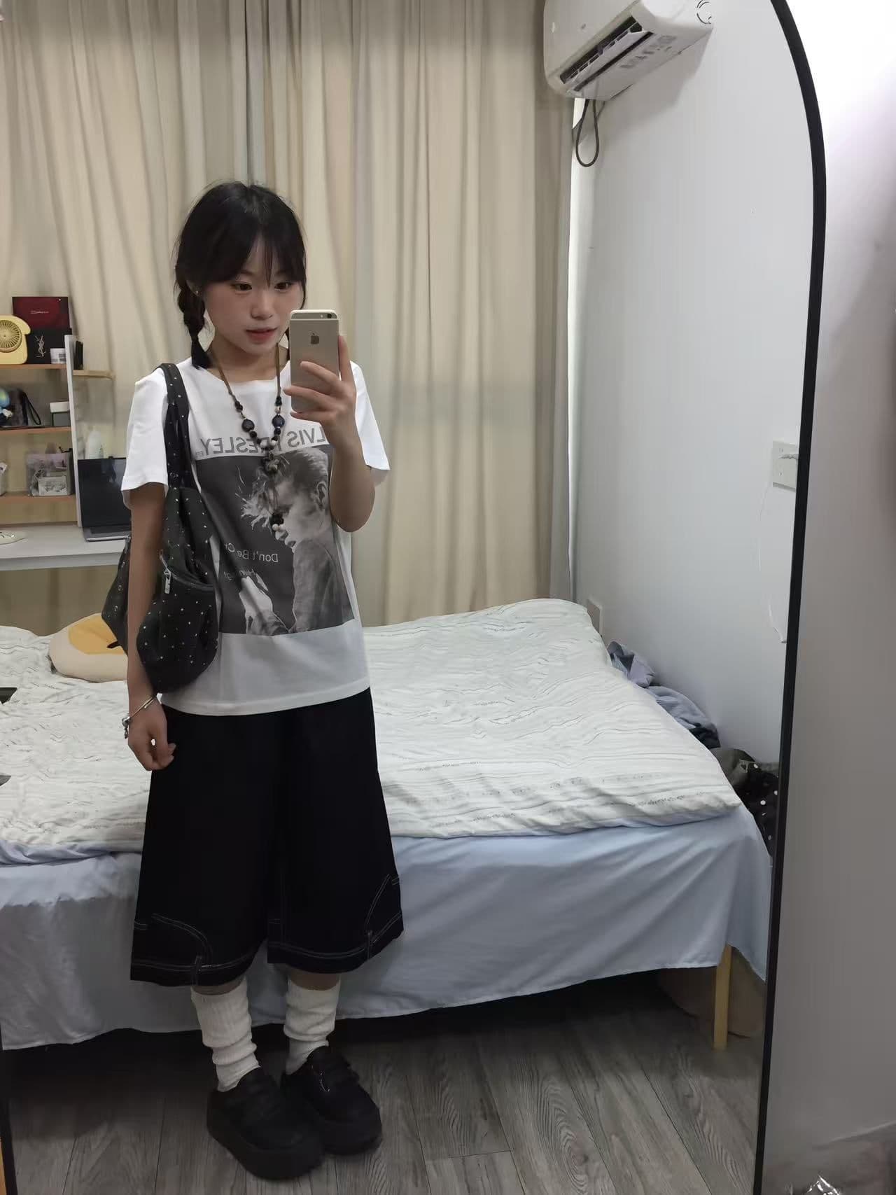 새로운 출처 생방송 품질 반팔 긍정적 인 어깨 티셔츠 가수 초상화 이미지 3