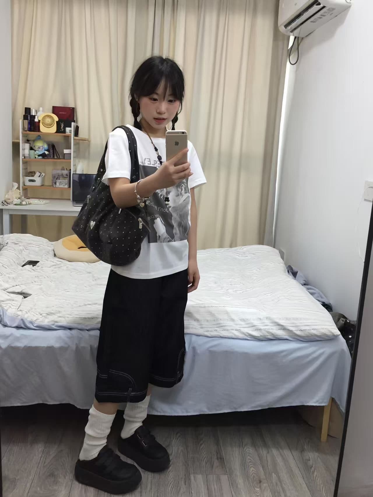 새로운 출처 생방송 품질 반팔 긍정적 인 어깨 티셔츠 가수 초상화 이미지 4
