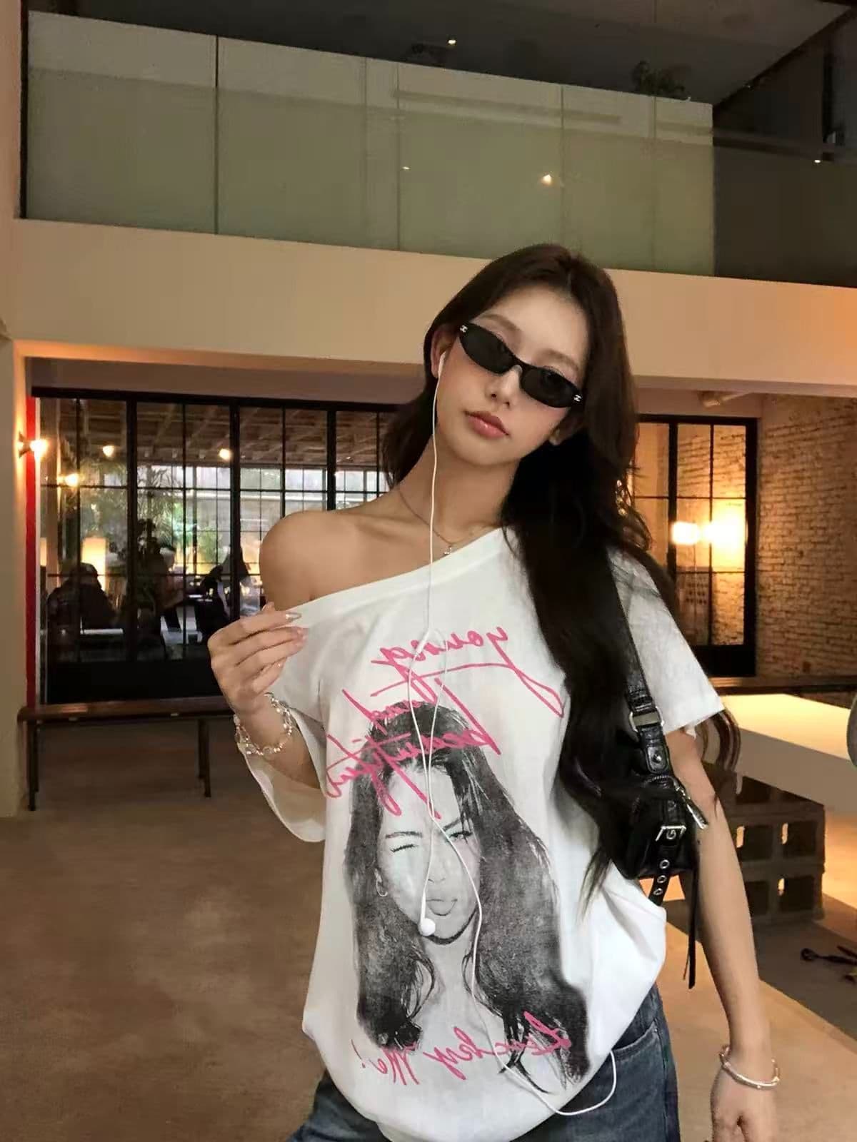 새로운 생방송 품질 비스듬한 어깨 오프숄더 티셔츠 유럽과 미국 초상화 프린트