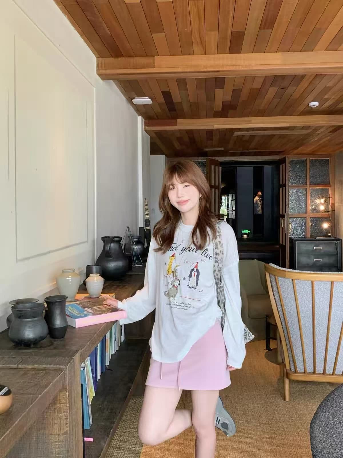 새로운 출처 생방송 품질 긴팔 태양 보호 셔츠 블라우스 개 알파벳 프린트 상세 이미지 2