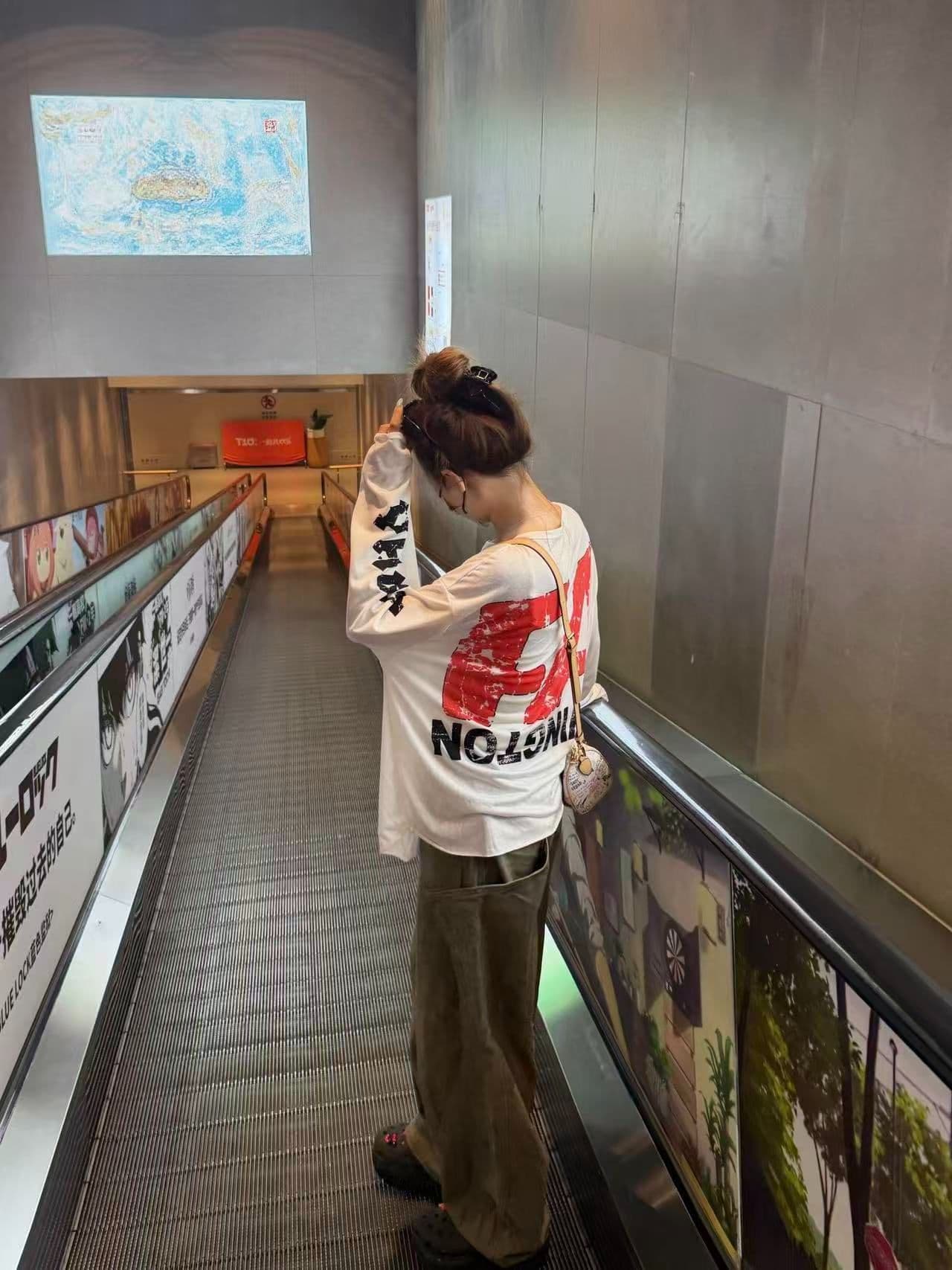 새로운 출처 생방송 품질 긴팔 태양 보호 셔츠 블라우스 뒤로 알파벳 프린트 이미지 4