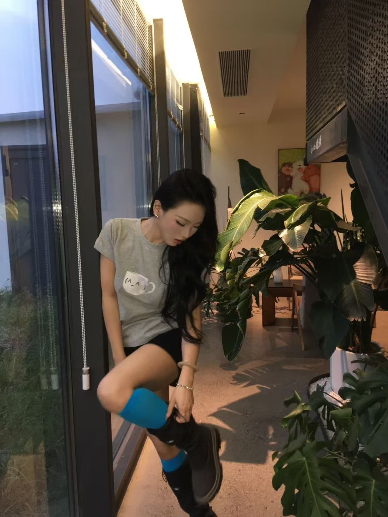 새로운 출처 생방송 품질 이후 패키지 칼라 높은 탄력성 몸매 가꾸기 귀여운 컵 이미지 3