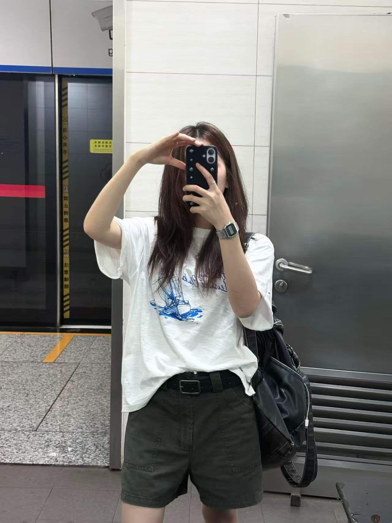 새로운 생방송 품질 이후 패키지 칼라 라운드 넥 반팔 티셔츠 돛 프린트