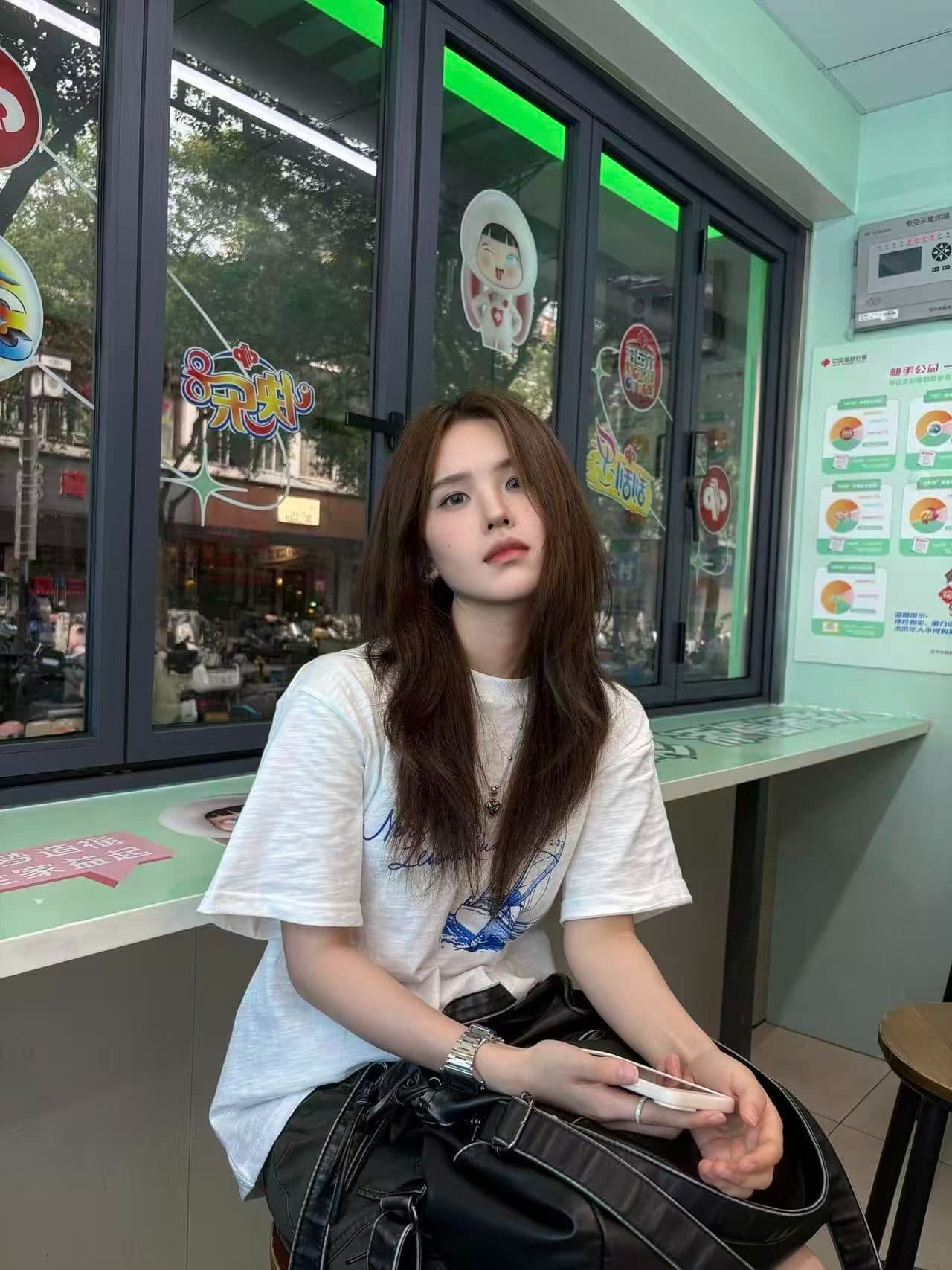 새로운 생방송 품질 이후 패키지 칼라 라운드 넥 반팔 티셔츠 돛 프린트 이미지 4