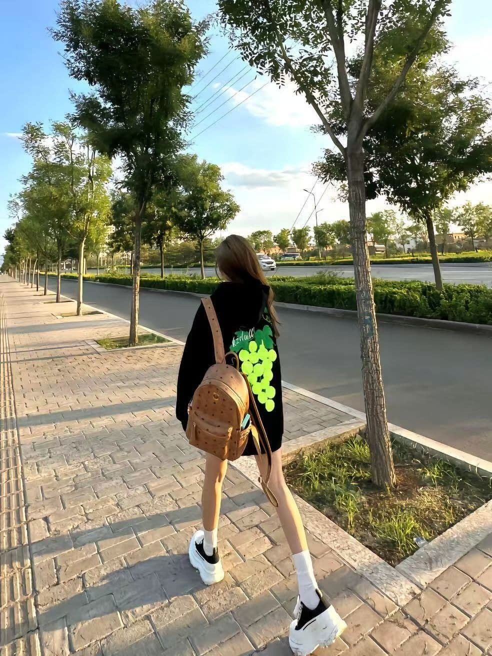 새로운 얇은 스타일 털이 있는 원본 수건 자수 후드 티 스웨터 이미지 4