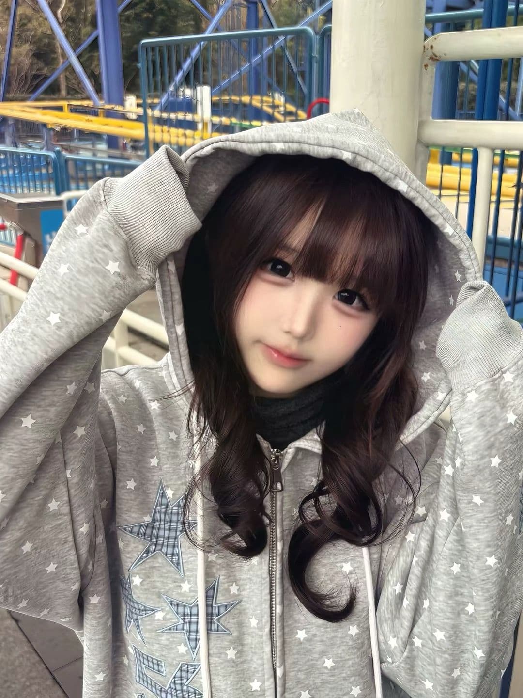 새로운 좋은 품질 원본 솜씨 자수 두 오각형 별 지퍼 후드티 여성 상세 이미지 6