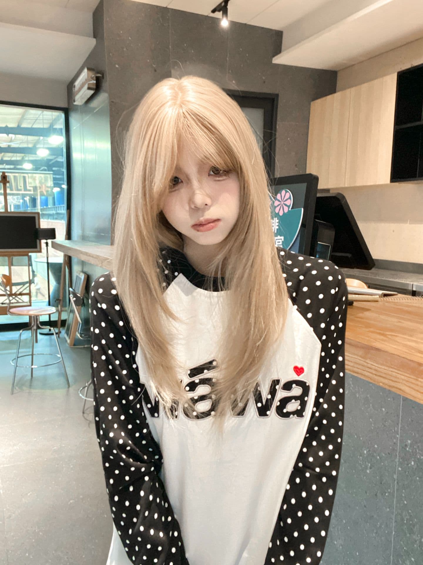 새로운 패치 자수 네리 가게 천 긴팔 티셔츠 여성 이미지 3