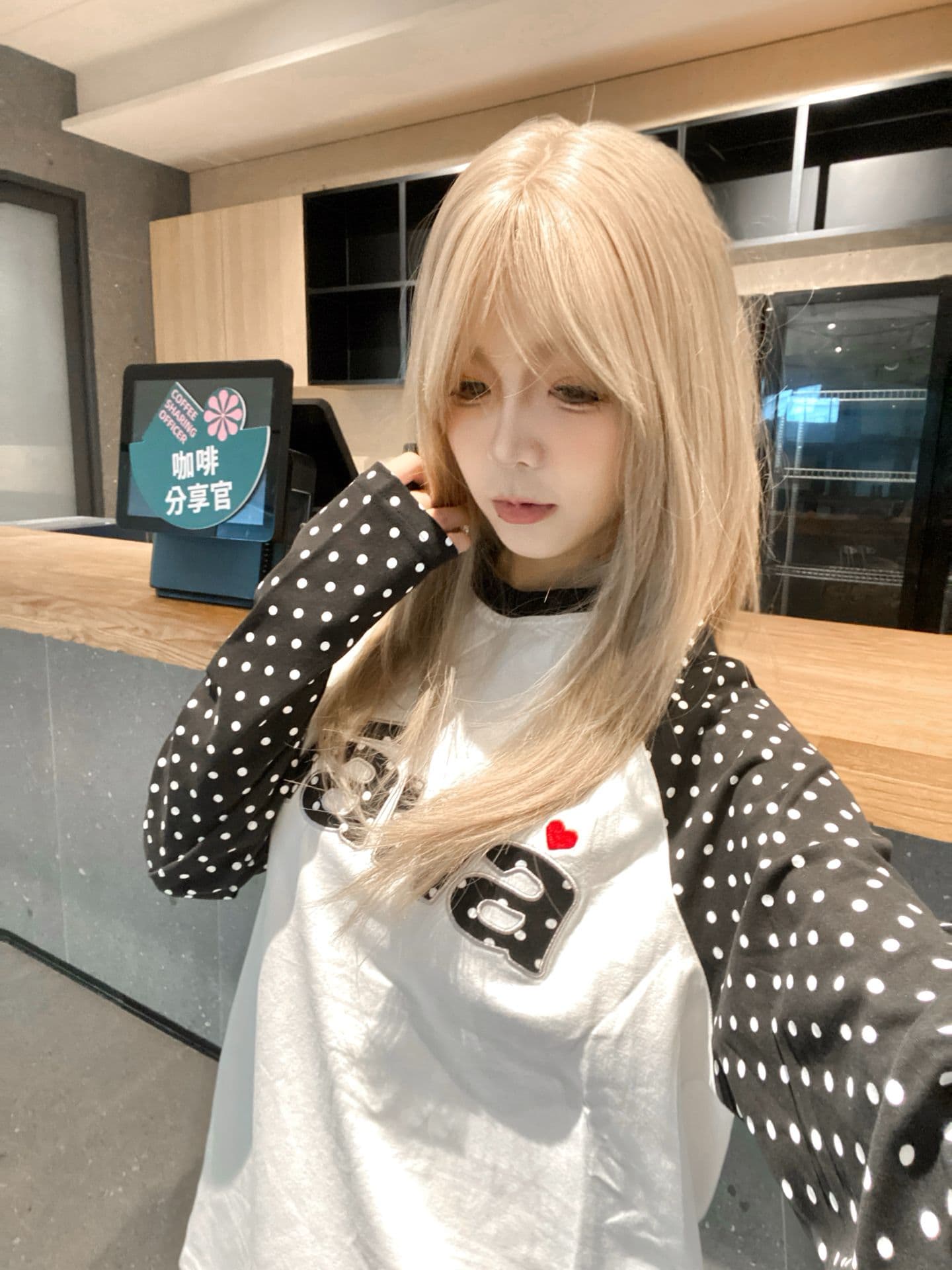 새로운 패치 자수 네리 가게 천 긴팔 티셔츠 여성 이미지 4