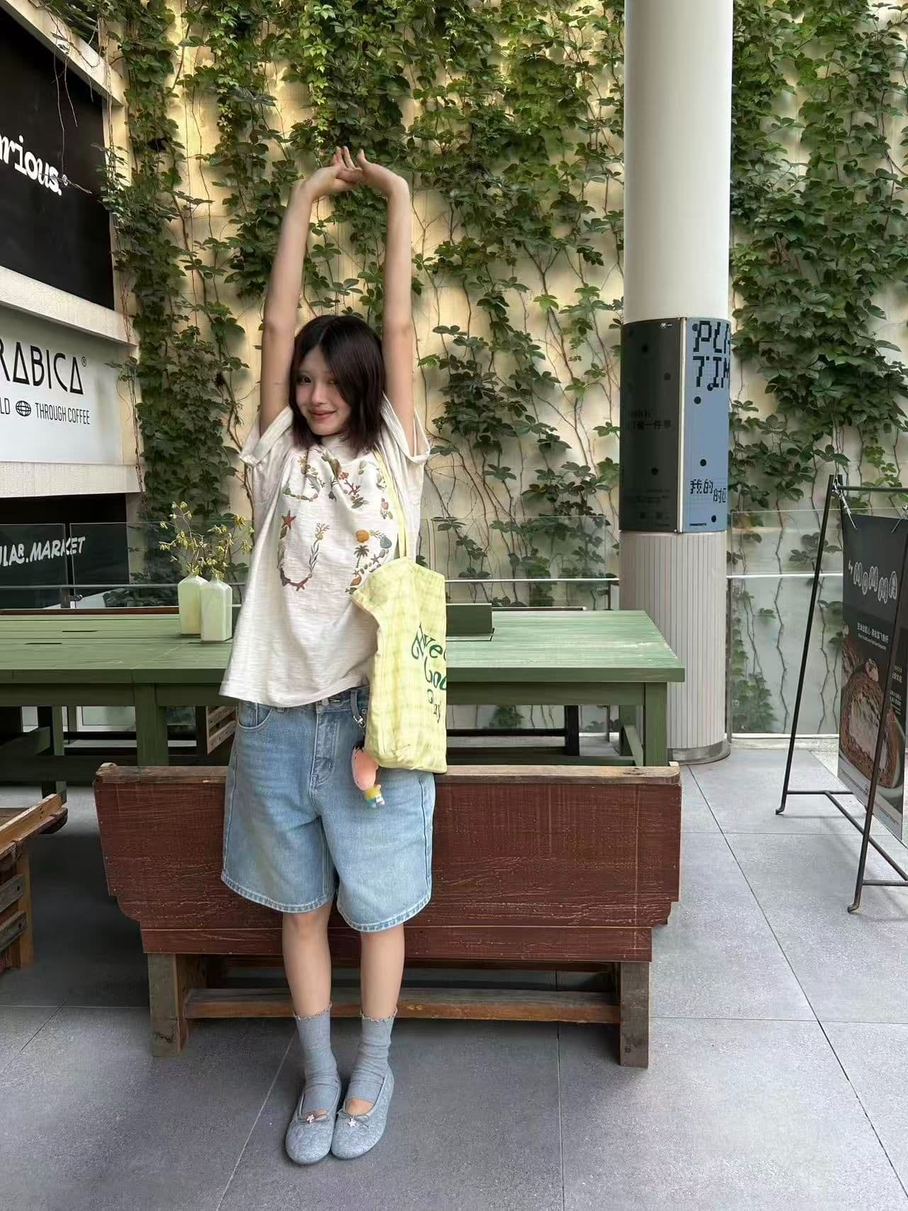 새로운 생방송 품질 이후 패키지 칼라 라운드 넥 반팔 티셔츠 꽃 알파벳 상세 이미지 5