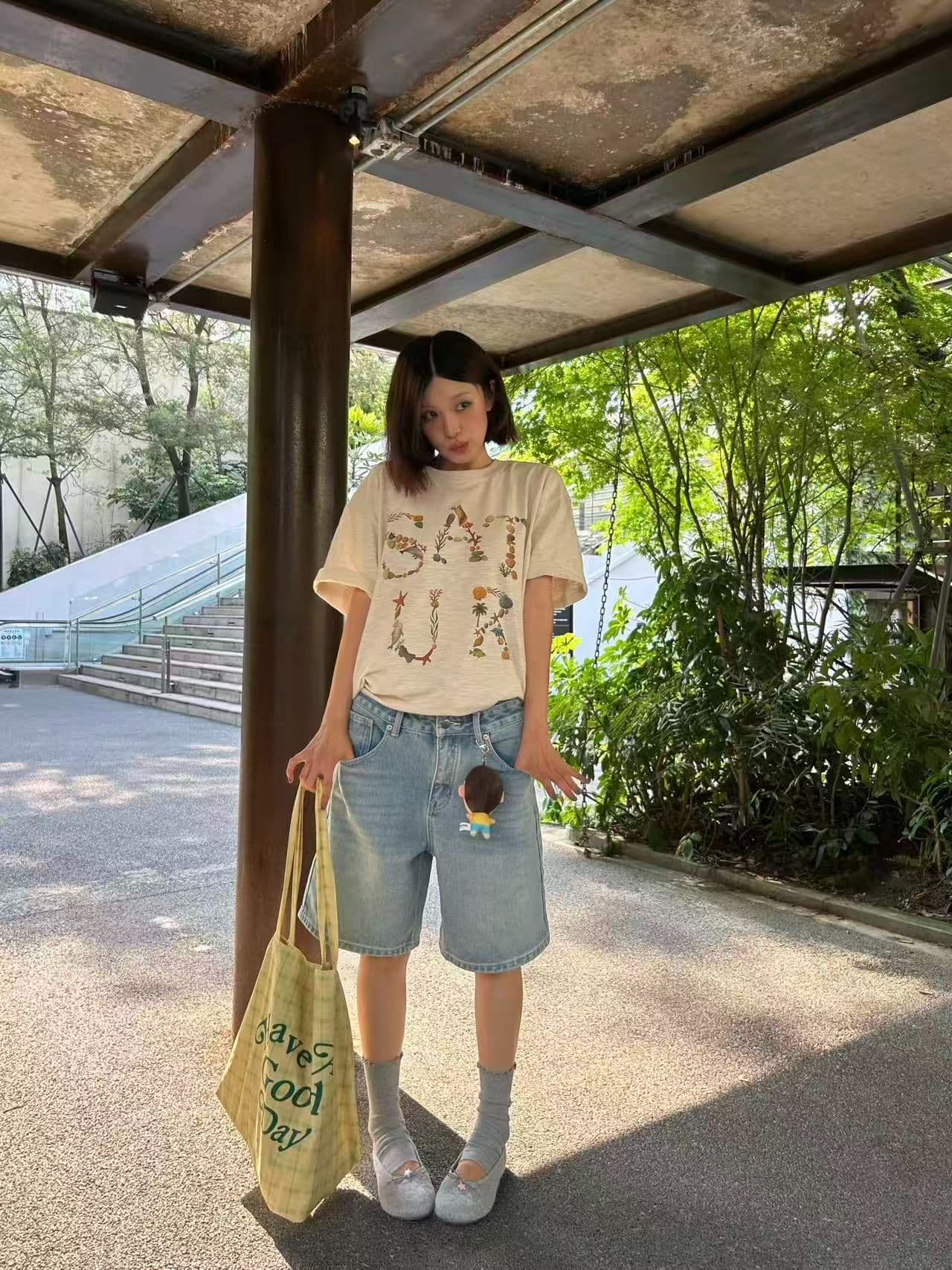새로운 생방송 품질 이후 패키지 칼라 라운드 넥 반팔 티셔츠 꽃 알파벳 상세 이미지 9