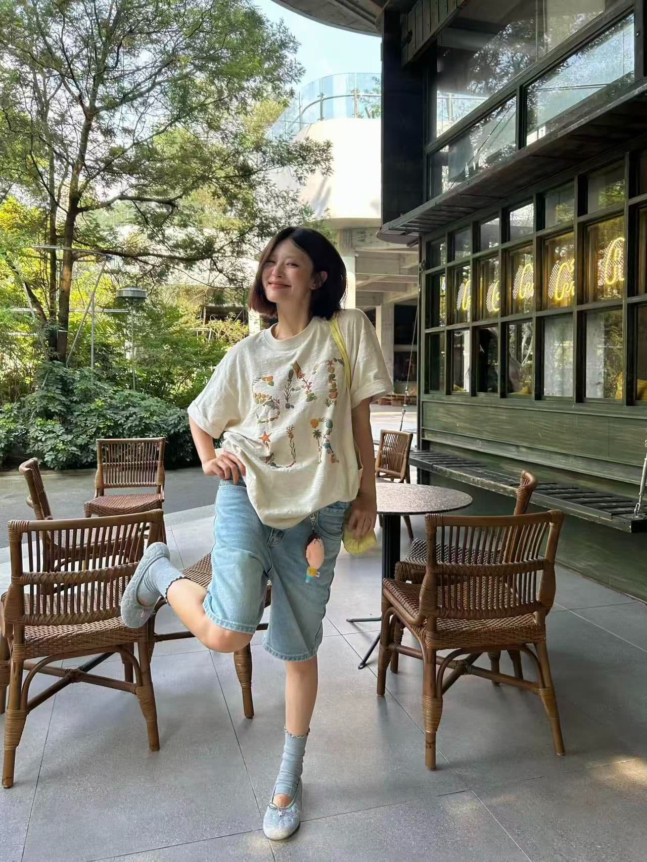 새로운 생방송 품질 이후 패키지 칼라 라운드 넥 반팔 티셔츠 꽃 알파벳 상세 이미지 10