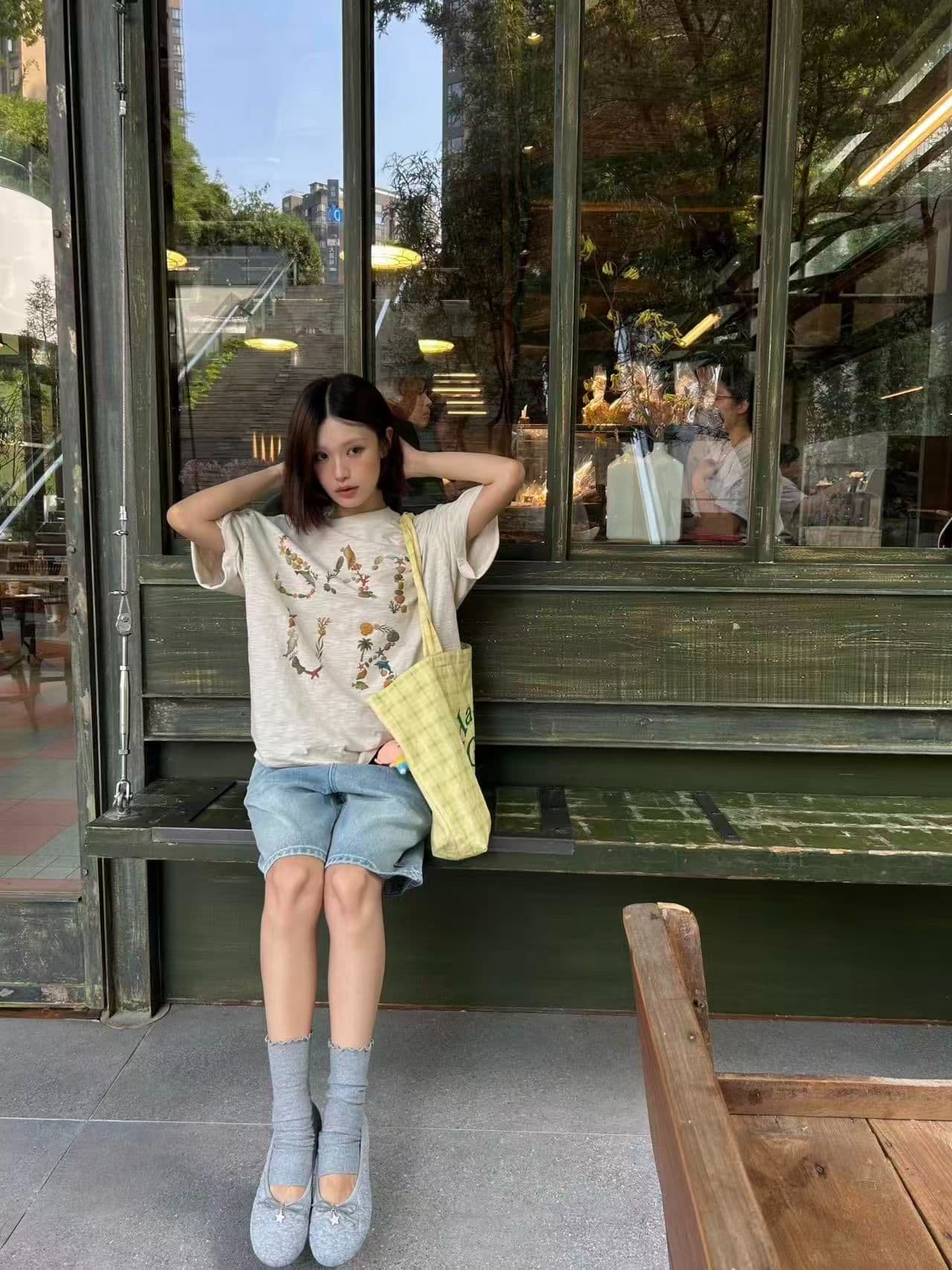 새로운 생방송 품질 이후 패키지 칼라 라운드 넥 반팔 티셔츠 꽃 알파벳 상세 이미지 11
