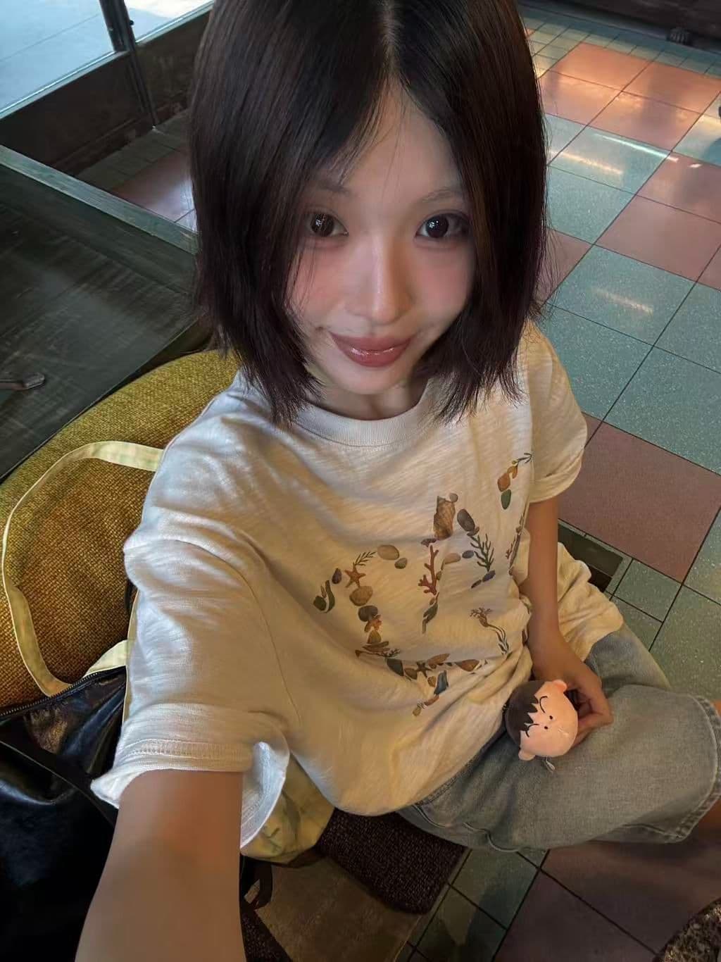 새로운 생방송 품질 이후 패키지 칼라 라운드 넥 반팔 티셔츠 꽃 알파벳 상세 이미지 16