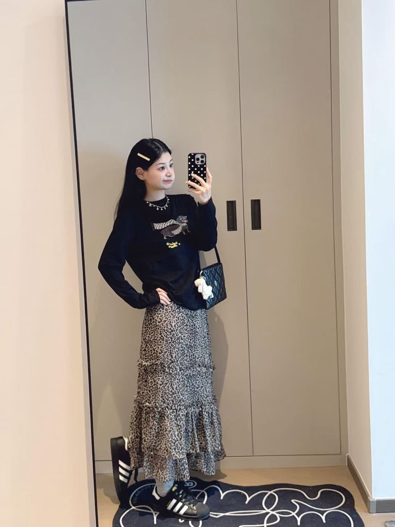 봄 가을 새로운 이후 패키지 칼라 긴팔 라운드 넥 티셔츠 개 프린트 맨위 상세 이미지 3